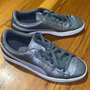 Like new. Like 8.5 in women size.